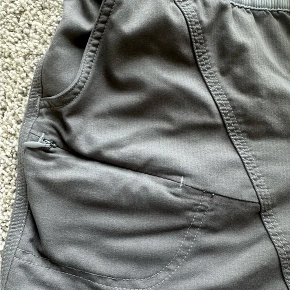 The North Face Women’s Medium Athletic Shorts Gray Active Hiking Gorpcore - Picture 5 of 13